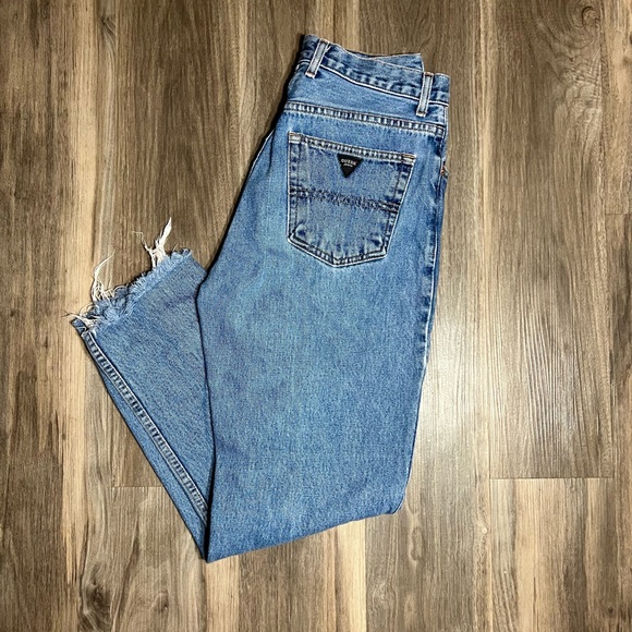 Vintage 90s Guess Jeans 052 Size 30 Classic Fit Straight Leg USA Made Denim - Picture 1 of 5